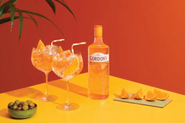 Gordon’s Gin uvádí na trh nový gin s příchutí pomerančů a vůní Středomoří
